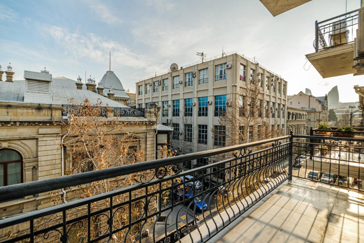 M Estate 1 Room Targovu Баку Екстериор снимка