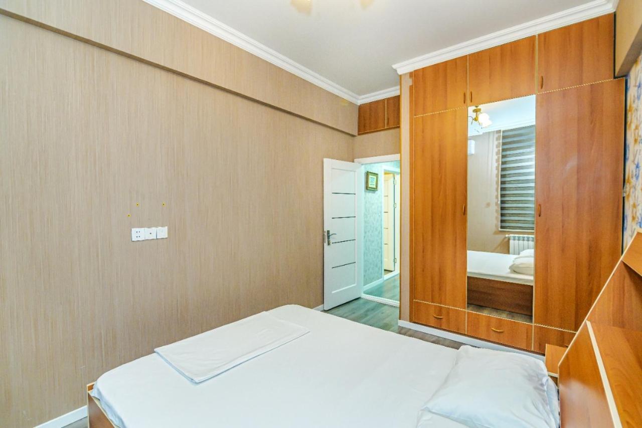 M Estate 1 Room Targovu Баку Екстериор снимка