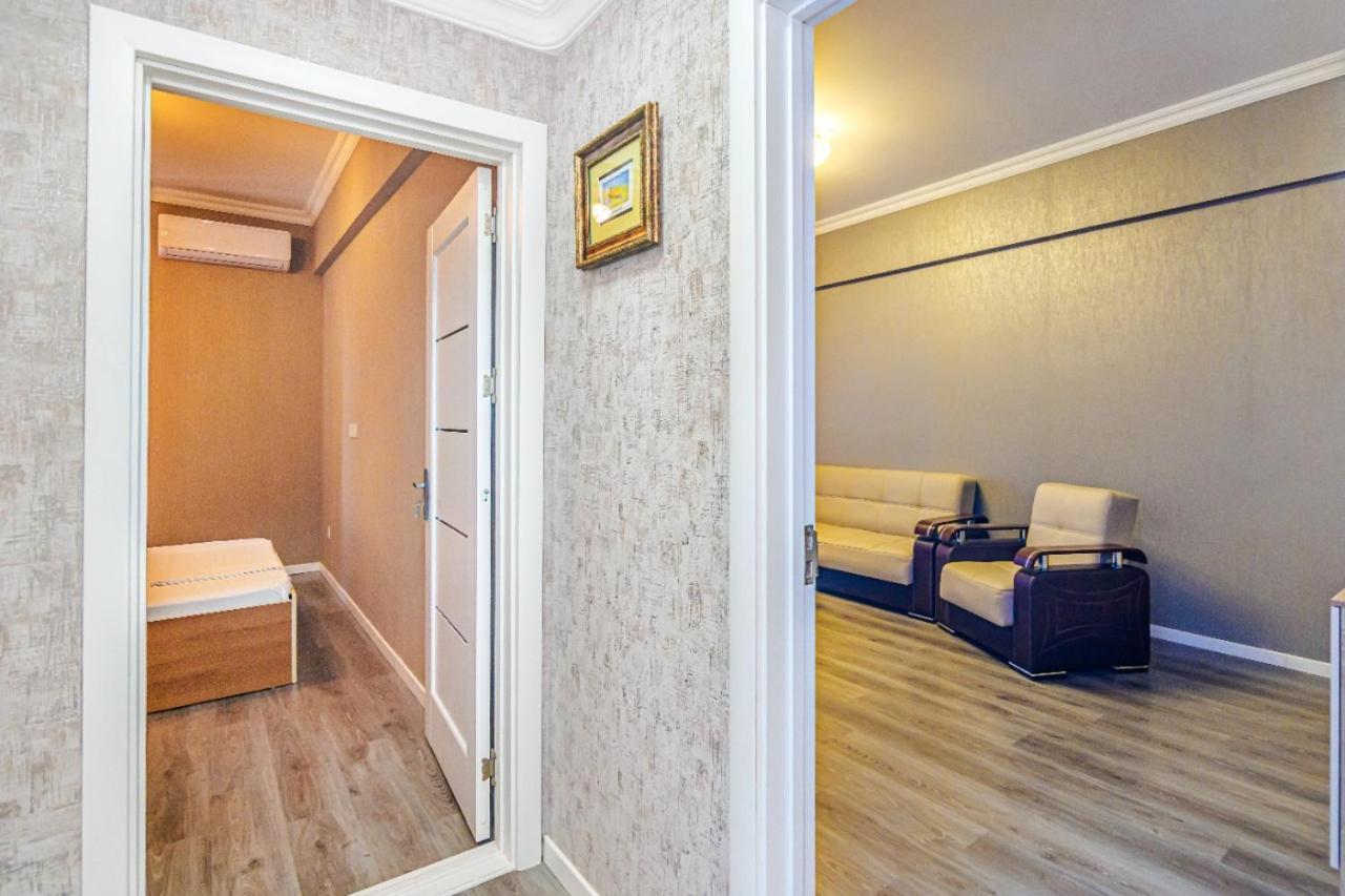 M Estate 1 Room Targovu Баку Екстериор снимка