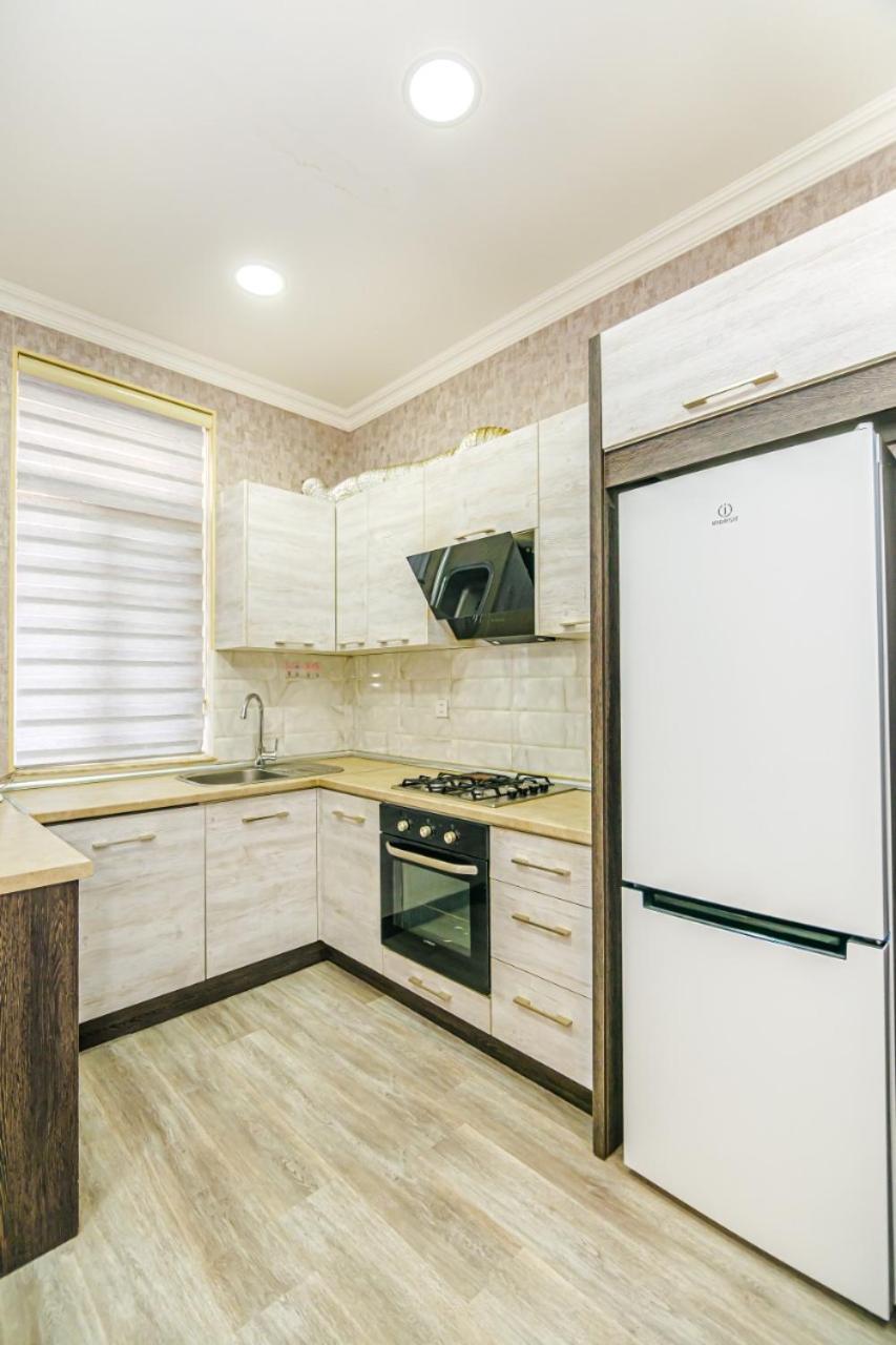 M Estate 1 Room Targovu Баку Екстериор снимка